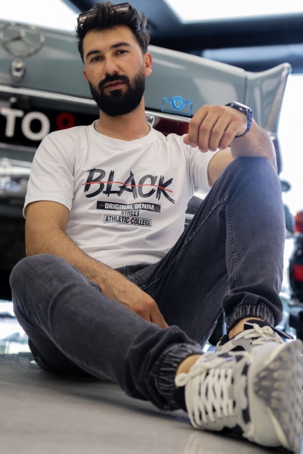 حسین افشاری