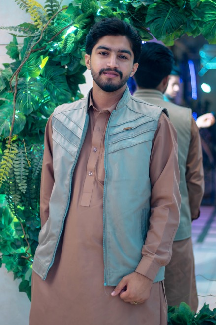 حسین افشاری